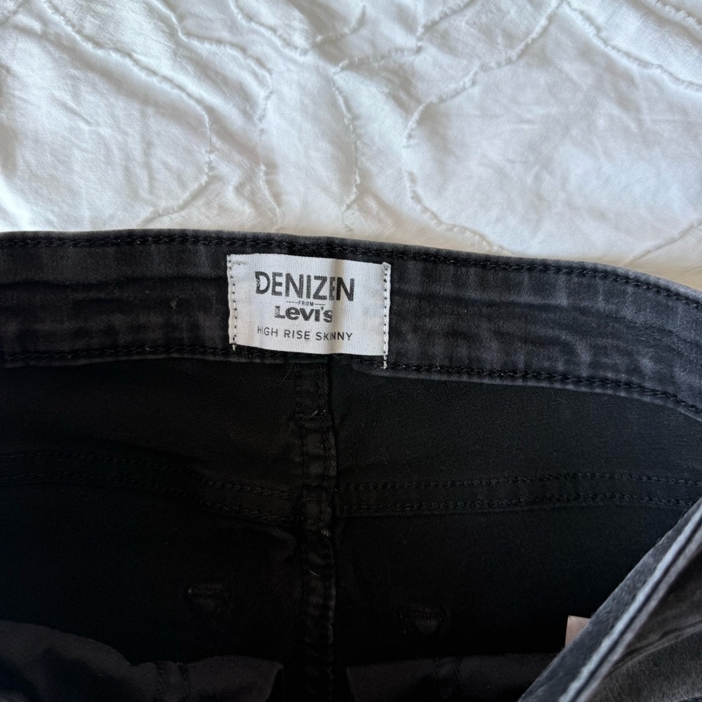 Levi's Denizen High Rise Skinny Black Charcoal Wash Skinny High RiseJeans - Picture 7 of 12